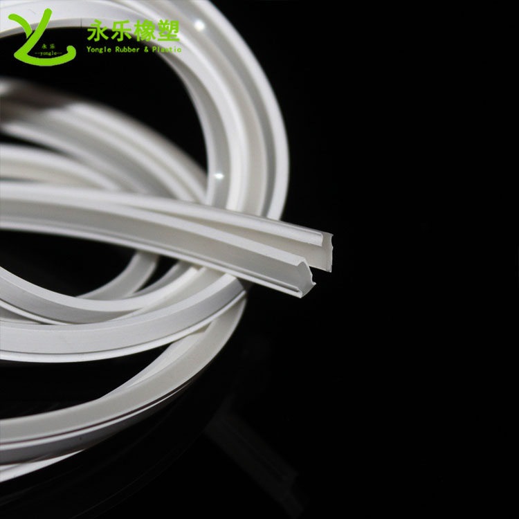 擠出雙色硅膠產(chǎn)品，防水硅膠燈條，耐高溫硅膠燈條