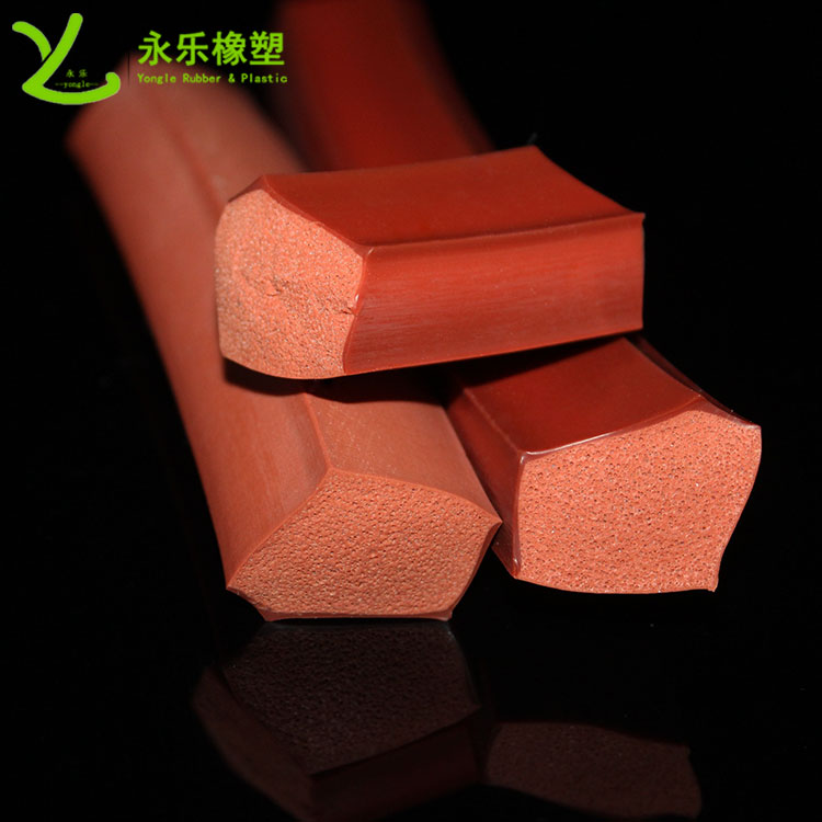 擠出復(fù)合發(fā)泡硅膠條，耐高溫復(fù)合發(fā)泡硅膠條，耐老化復(fù)合發(fā)泡硅膠條